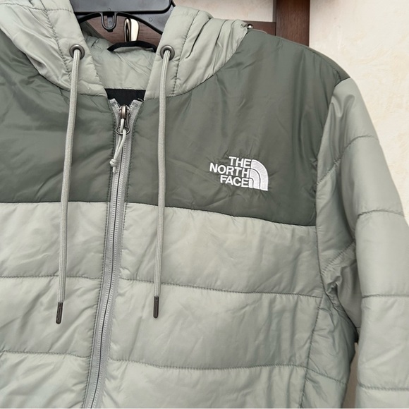 The North Face Grays Torreys Insulated Jacket - Women’s size large - Picture 3 of 6